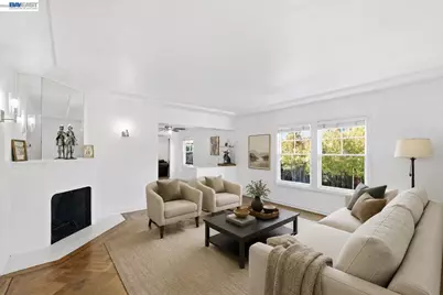 137 Viewmont Avenue, Vallejo, CA 94590 - Photo 8
