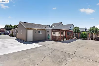 20843 Chester St, Castro Valley, CA 94546 - Photo 36
