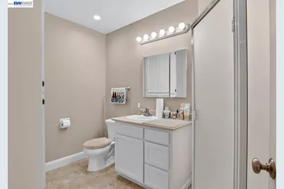 20843 Chester St, Castro Valley, CA 94546 - Photo 26