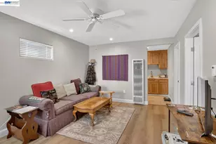 20843 Chester St, Castro Valley, CA 94546 - Photo 10