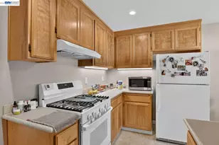 20843 Chester St, Castro Valley, CA 94546 - Photo 20