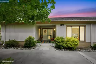 2424 Tice Creek Dr, Walnut Creek, CA 94595 - Photo 32