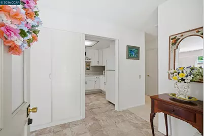 2424 Tice Creek Dr #3, Walnut Creek, CA 94595 - Photo 6