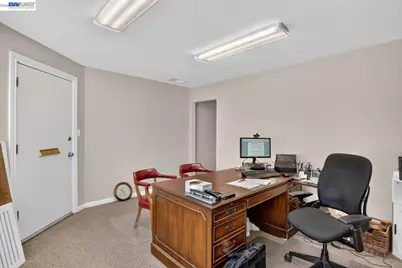 20835 Chester St, Castro Valley, CA 94546 - Photo 18