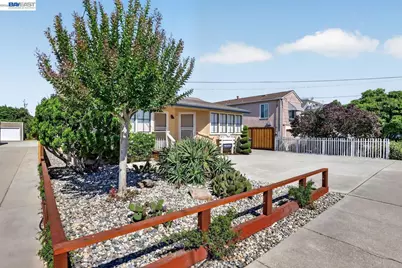 20835 Chester St, Castro Valley, CA 94546 - Photo 4