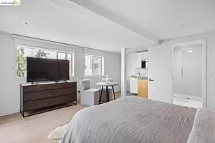 17440 Revello Dr, Pacific Palisades (los Angeles), CA 90272 - Photo 18