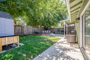 3020 Janessa Way, Stockton, CA 95205 - Photo 16