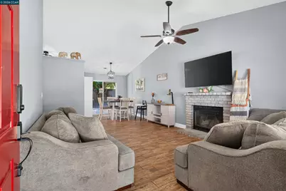 3020 Janessa Way, Stockton, CA 95205 - Photo 2