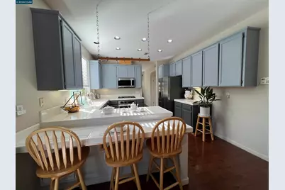 34 Elmwood Dr, San Ramon, CA 94583 - Photo 32