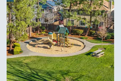 34 Elmwood Dr, San Ramon, CA 94583 - Photo 8