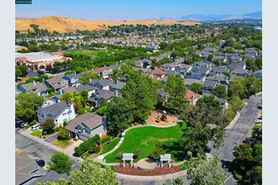 34 Elmwood Dr, San Ramon, CA 94583 - Photo 16