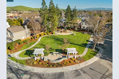 34 Elmwood Dr, San Ramon, CA 94583 - Photo 10