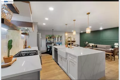 1084 Jamie Dr, Concord, CA 94518 - Photo 12