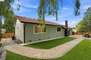 1084 Jamie Dr, Concord, CA 94518 - Photo 34