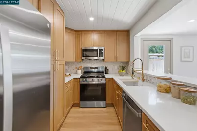 22807 Alice St, Hayward, CA 94541 - Photo 16