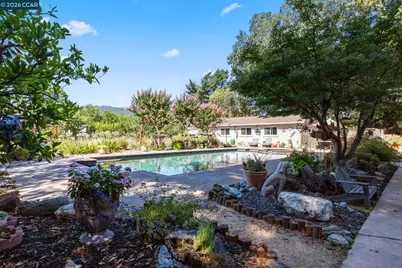 162 La Questa Dr, Danville, CA 94526 - Photo 42