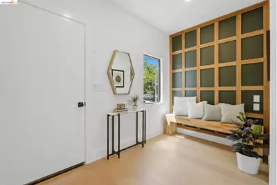 546 61st St, Oakland, CA 94609 - Photo 8