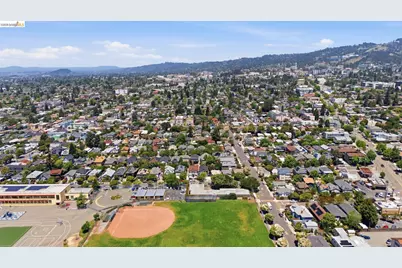 546 61st St, Oakland, CA 94609 - Photo 88