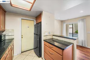 951 Cherry Glen Cir, Fremont, CA 94536 - Photo 10