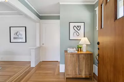 4187 Emerald Street, Oakland, CA 94609 - Photo 2
