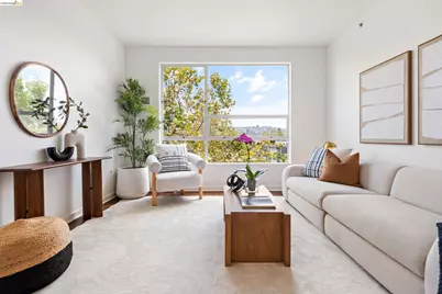 6465 San Pablo Ave #3-3, Oakland, CA 94608 - Photo 2