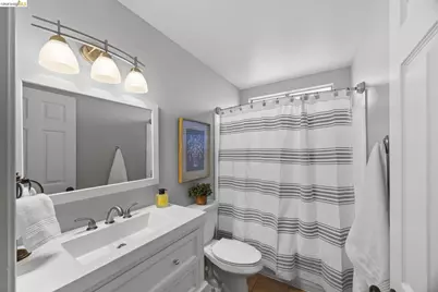 2715 Lyon Cir, Concord, CA 94518 - Photo 22