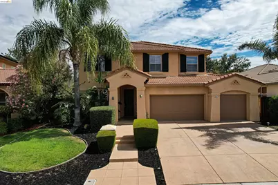 2017 Tioga Pass Way, Antioch, CA 94531 - Photo 2