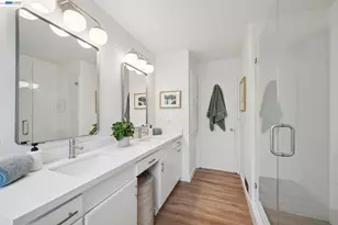 6957 Armour Dr, Oakland, CA 94611 - Photo 40