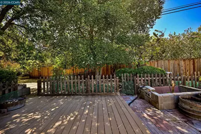 1240 Sherlock Way, Concord, CA 94521 - Photo 20