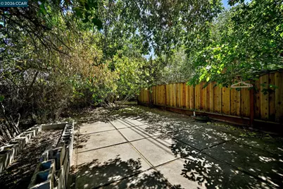 1240 Sherlock Way, Concord, CA 94521 - Photo 22