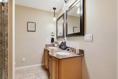 210 Amend Ct, El Sobrante, CA 94803 - Photo 36