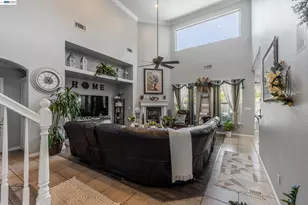 3448 Howard Ct, Visalia, CA 93292 - Photo 2