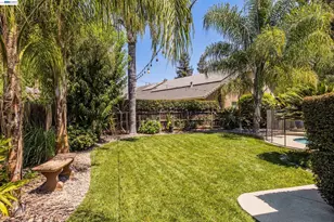 3448 Howard Ct, Visalia, CA 93292 - Photo 32