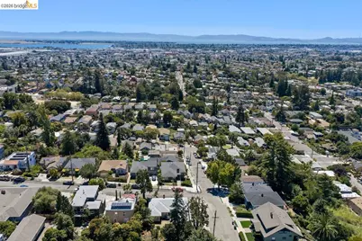 4504 Fairbairn Ave, Oakland, CA 94619 - Photo 52