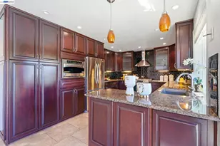 883 Dover Cir, Benicia, CA 94510 - Photo 10