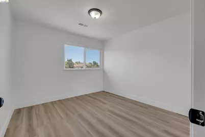 1709 Yellowstone Dr, Antioch, CA 94509 - Photo 26