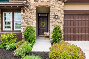 1760 Merlot Cir, Brentwood, CA 94513 - Photo 2