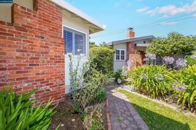 2535 Francis Dr, Pinole, CA 94564 - Photo 4