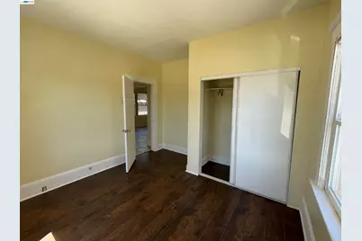 9826 C St, Oakland, CA 94603 - Photo 4
