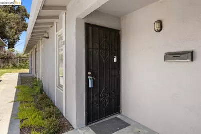200 Del Luz Ct, Fairfield, CA 94533 - Photo 4