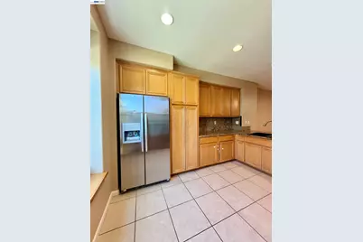 550 Summer Ln, Richmond, CA 94806 - Photo 4