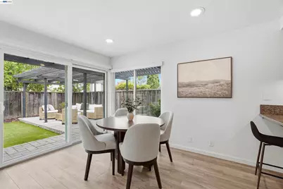 7629 Elderwood Court, Cupertino, CA 95014 - Photo 18