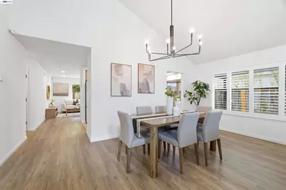 7629 Elderwood Court, Cupertino, CA 95014 - Photo 10