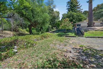 3 Shadow Creek Ln, Orinda, CA 94563 - Photo 16