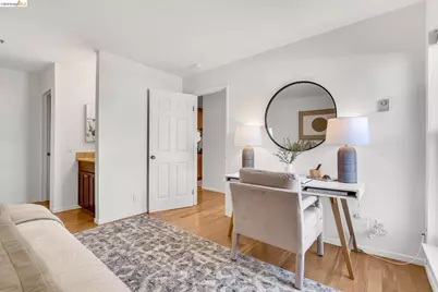 322 Hanover Ave #512, Oakland, CA 94606 - Photo 22