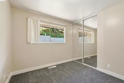1072 View Dr, Richmond, CA 94803 - Photo 20