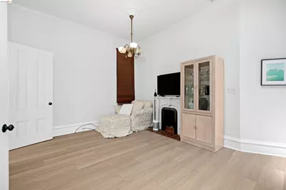 2654 Bush St, San Francisco, CA 94115 - Photo 12