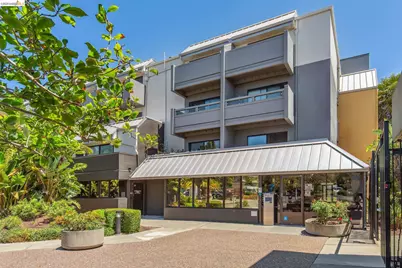 7 Embarcadero West #207, Oakland, CA 94607 - Photo 30