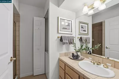 1100 Singingwood Ct. #2, Walnut Creek, CA 94595 - Photo 24