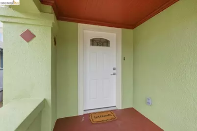 2840 Stanton St, Berkeley, CA 94702 - Photo 8